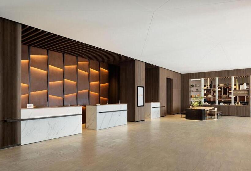 هتل Courtyard By Marriott Fukui