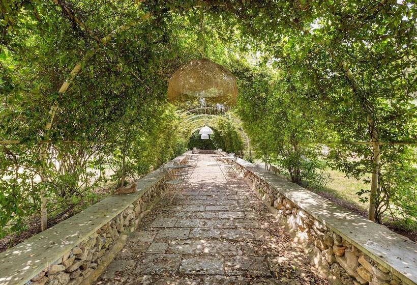 Отель 3376 Masseria Cucuruzza   Superior Dora