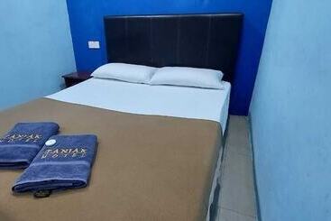 هتل Milion Inn By Oyo Rooms