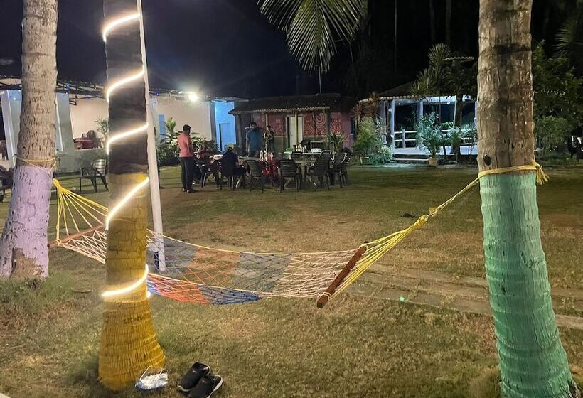 فندق Raj Resort