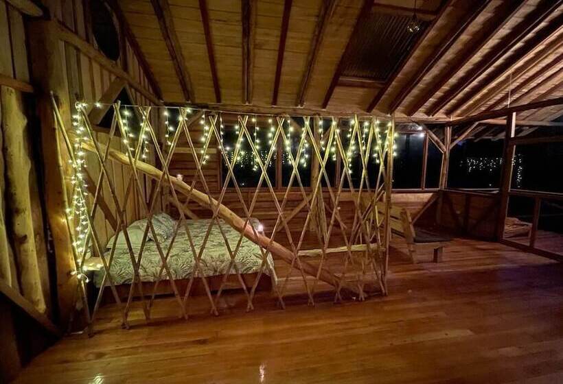 هتل روستایی Eco Finca Hostal Santorum