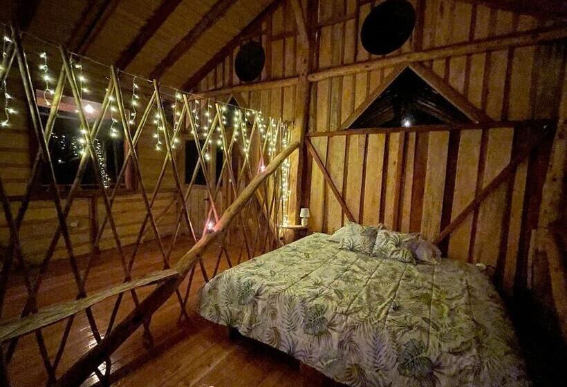 هتل روستایی Eco Finca Hostal Santorum