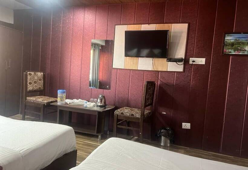 هتل Amar Guest House