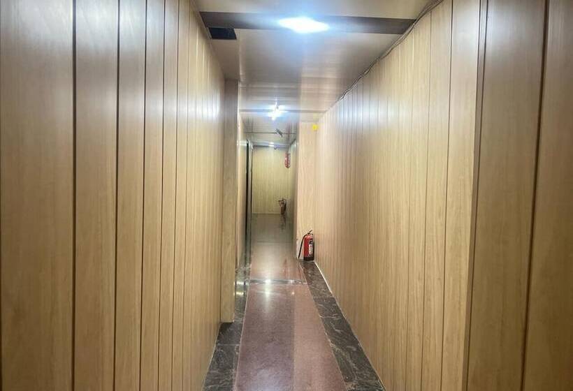 هتل Amar Guest House