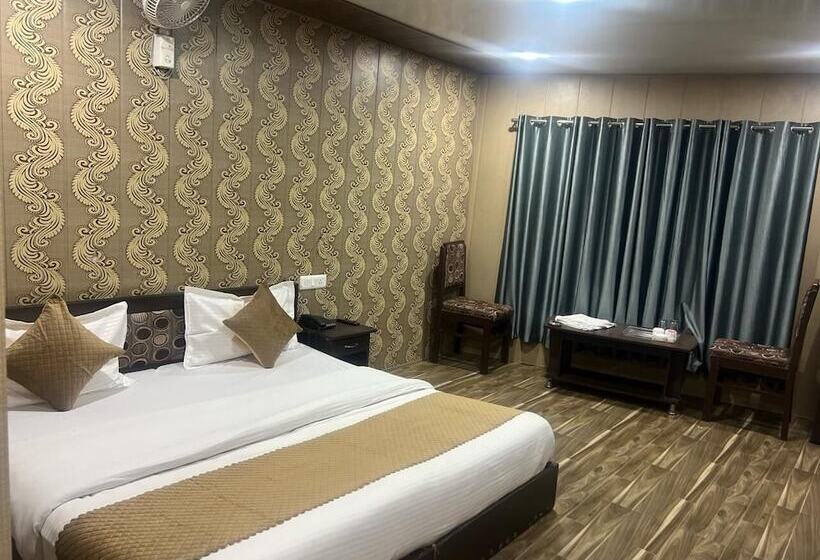 هتل Amar Guest House