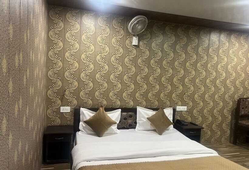 هتل Amar Guest House