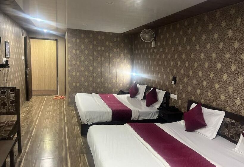 هتل Amar Guest House