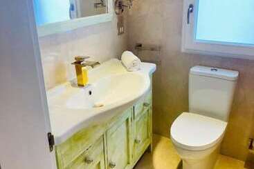 هتل The Red Farm Relais & Spa