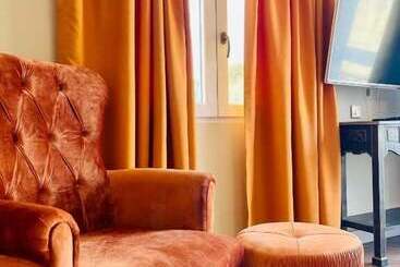هتل The Red Farm Relais & Spa