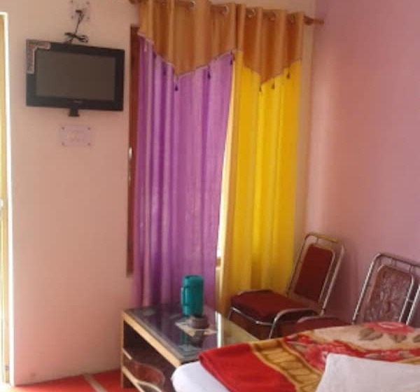 호텔 Goroomgo Utsav Palace Uttarkashi