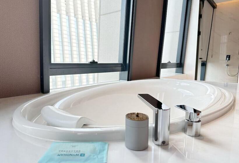 هتل Wyndham Handan Congtai