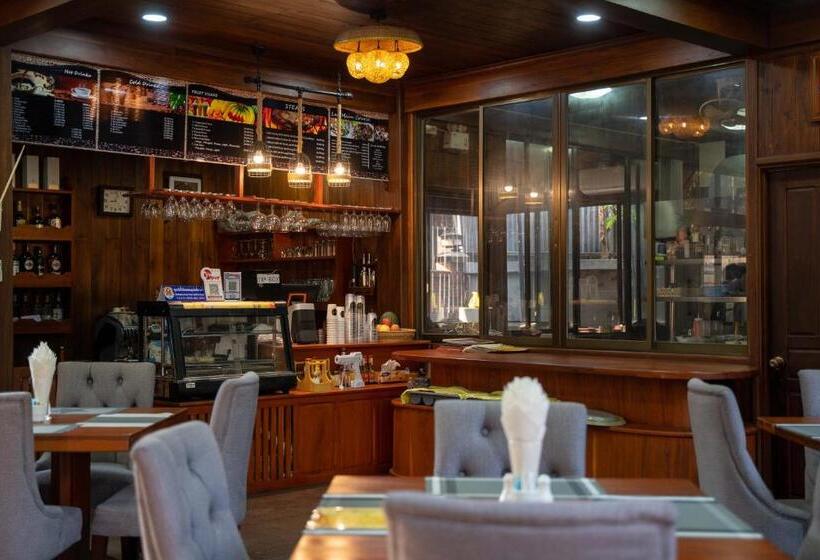 Luangsay Inn