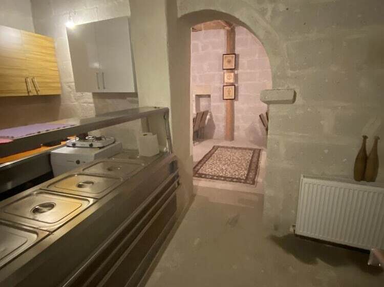Yeşilöz Inn Cave Otel