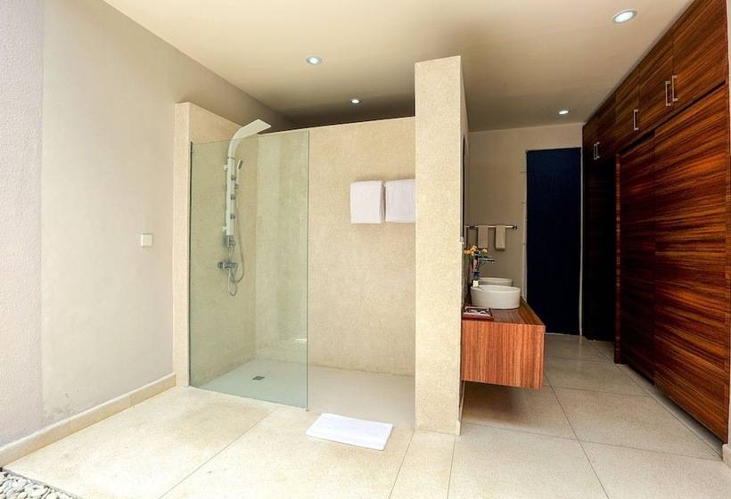 مبيت وإفطار Villa Luna