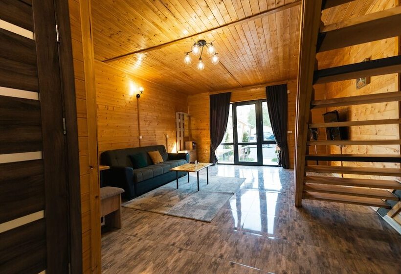 Everest Rest House