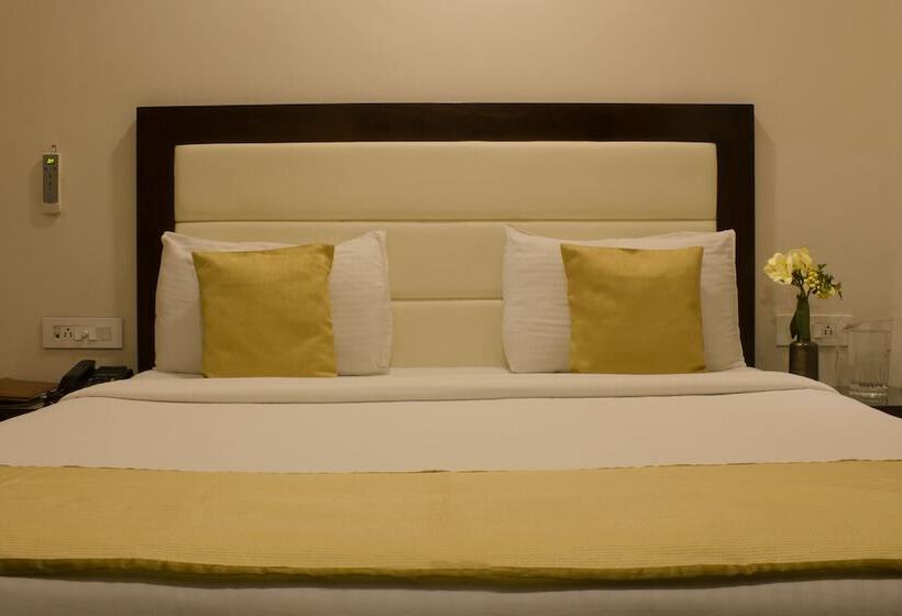 هتل Ajmer Inn