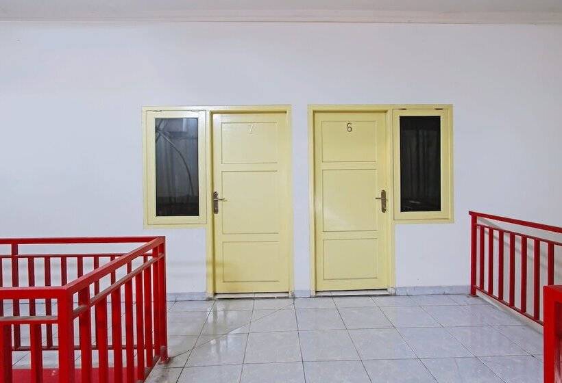 هتل Al Fatih Guest House Syariah By Oyo Rooms