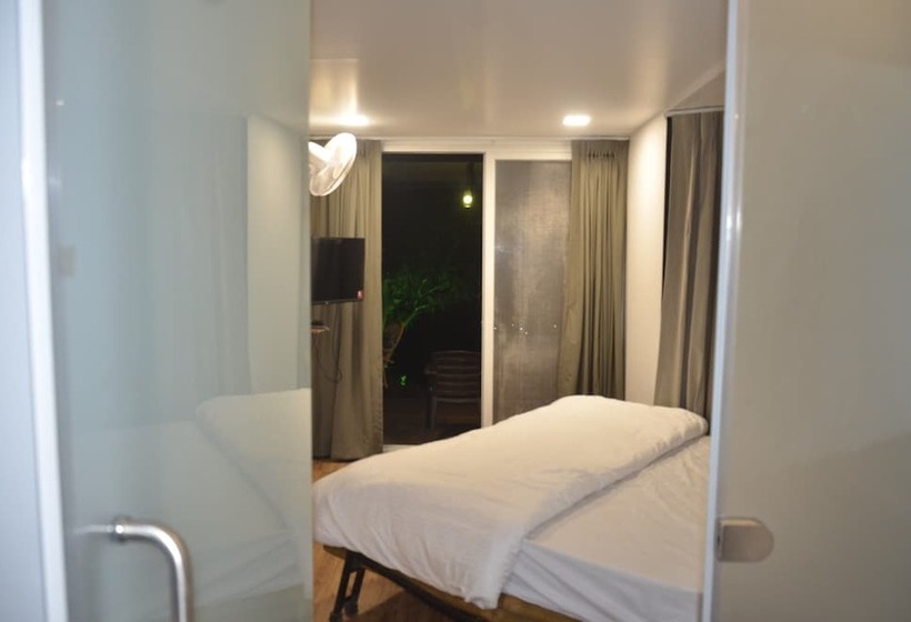 فندق Avanti Kalagram