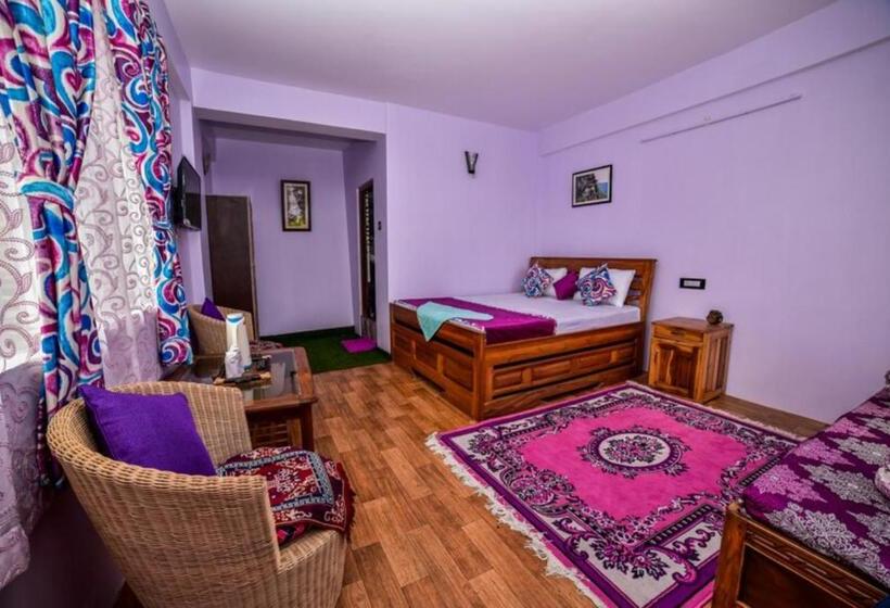 בית מלון כפרי Langdak Homestay