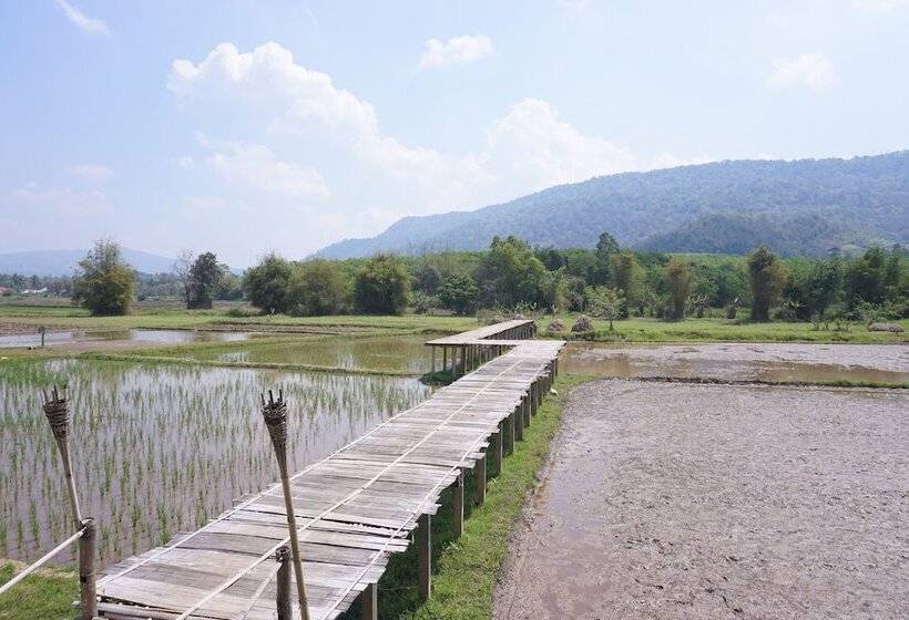 هتل Phuruarounmai Resort