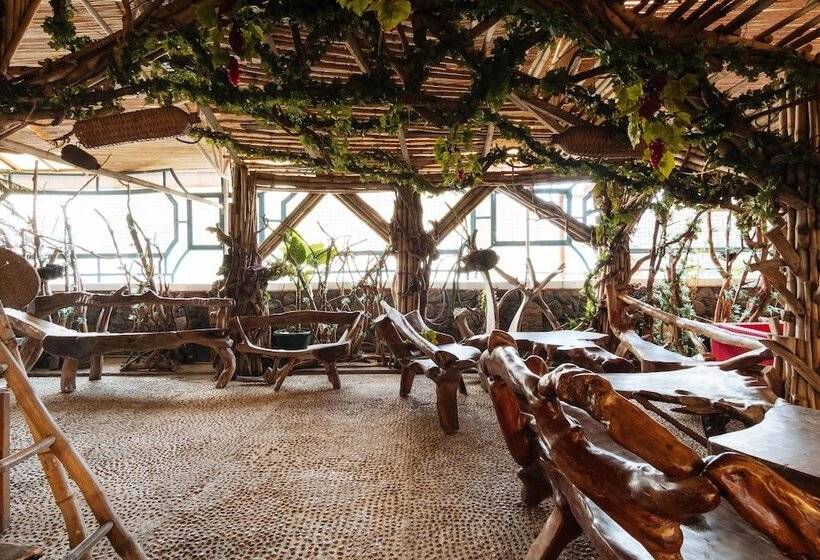 בית מלון כפרי Reddoorz Plus Near Strawberry Farm Baguio