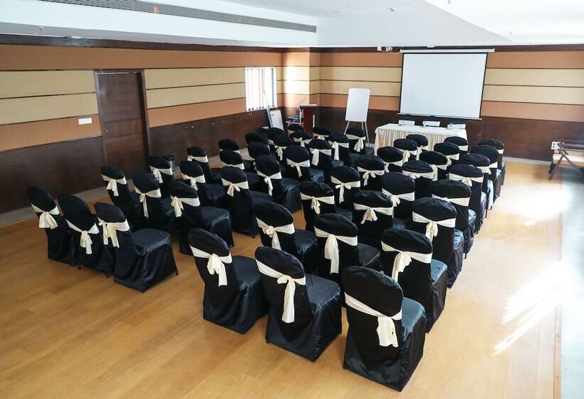 هتل Rosetum Anjuna