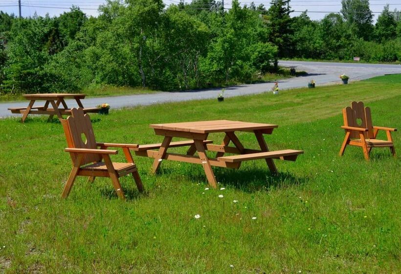 فندق Silverwood Inn
