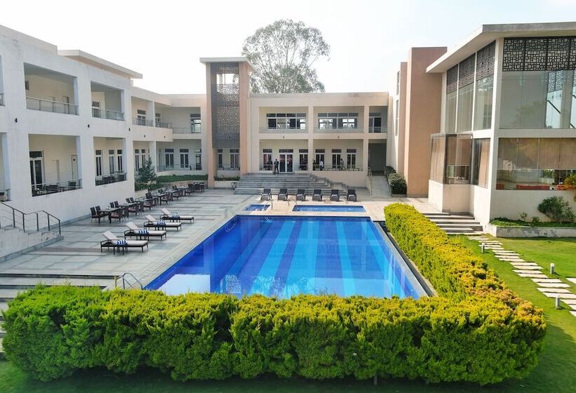 酒店 Spree Resort At Century Wintersun