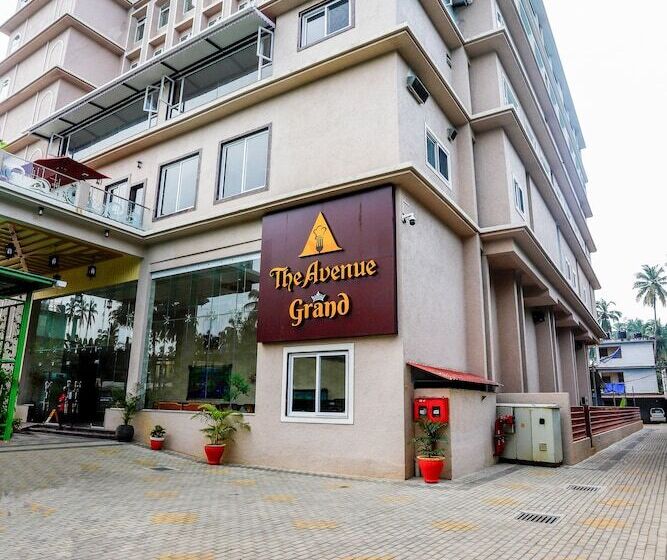 هتل The Avenue Grand