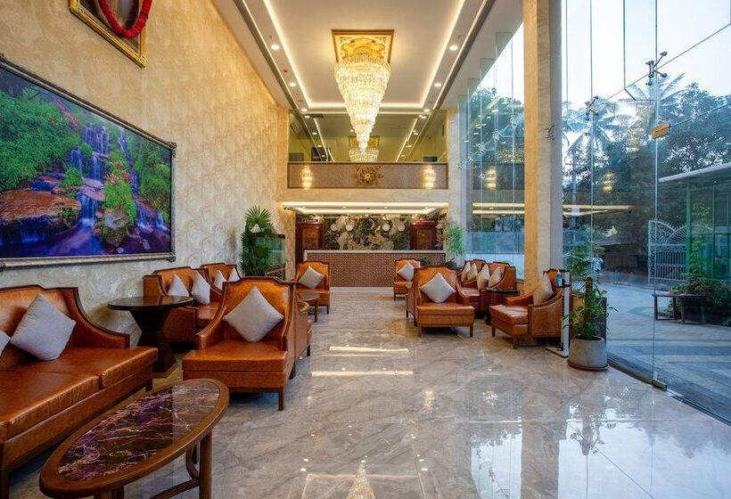 هتل The Avenue Grand