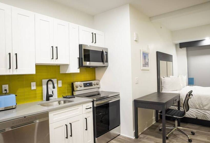 هتل Peachtree Suites