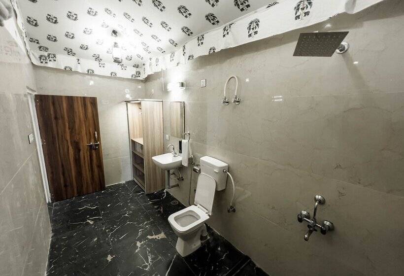 فندق Vanbagh Sariska Resort