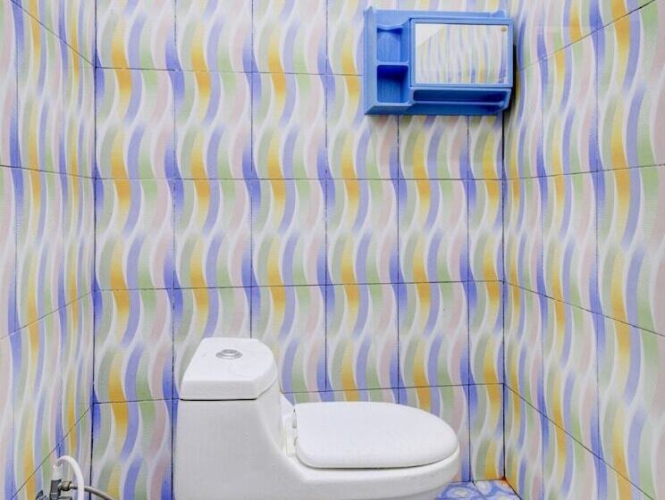 בית מלון כפרי Zeevanna Guest House Syariah By Oyo