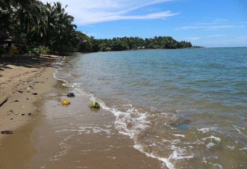Melrose Beach Resort