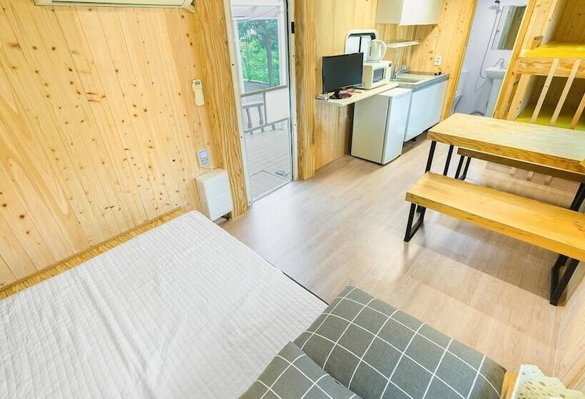 پانسیون Gapeyong Donghwa Caravan