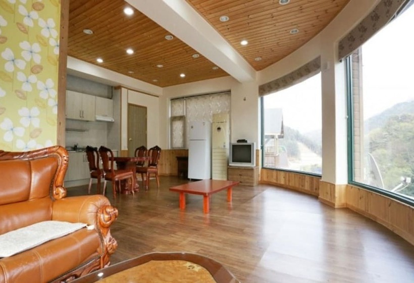 Gapyeong Top Pension