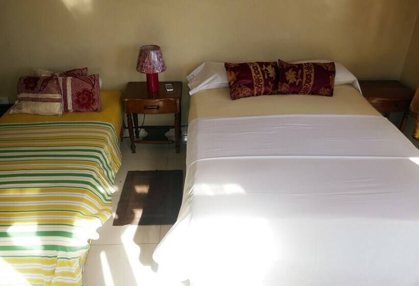 تختخواب و صبحانه Casa Lourdes Baracoa