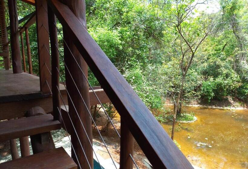 هتل Hornbill Forest Habarana