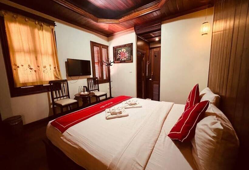 هتل Pumalin Villa