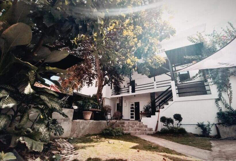 پانسیون Kaimito House   Guest House Near Mactan Cebu Airport