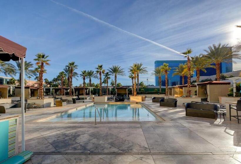 The Fantasy Suite Mgm Signature Pool View