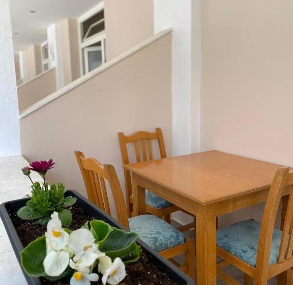 Troy Aparthotel Durres