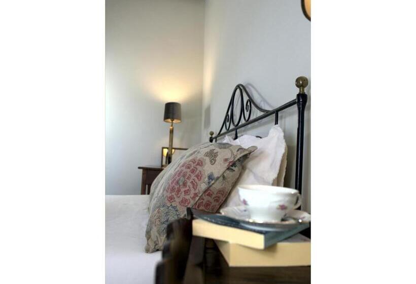ベッドアンドブレックファースト Antico Casale Mattei   Adult Only