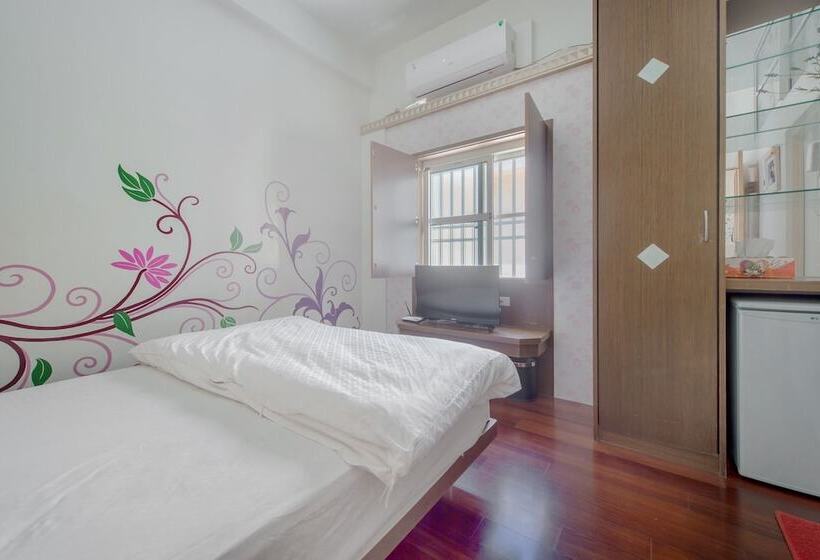 Sea Month Bed And Breakfast