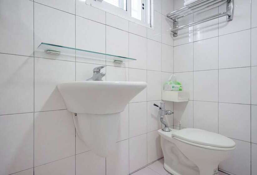 Sea Month Bed And Breakfast