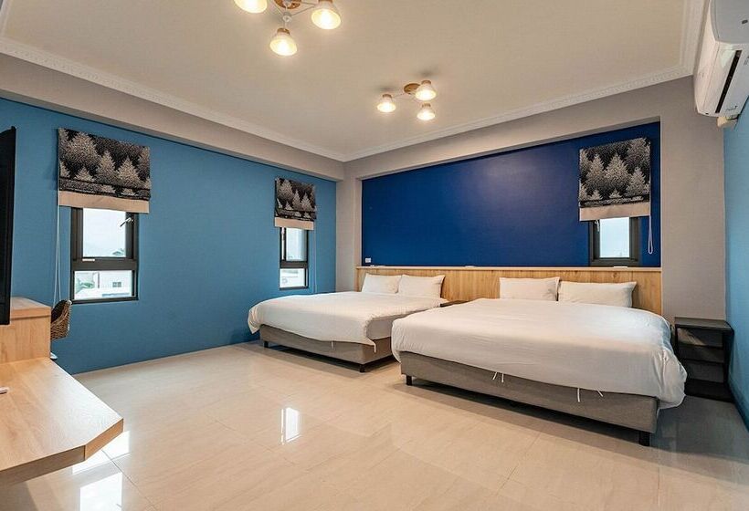 تختخواب و صبحانه Memories