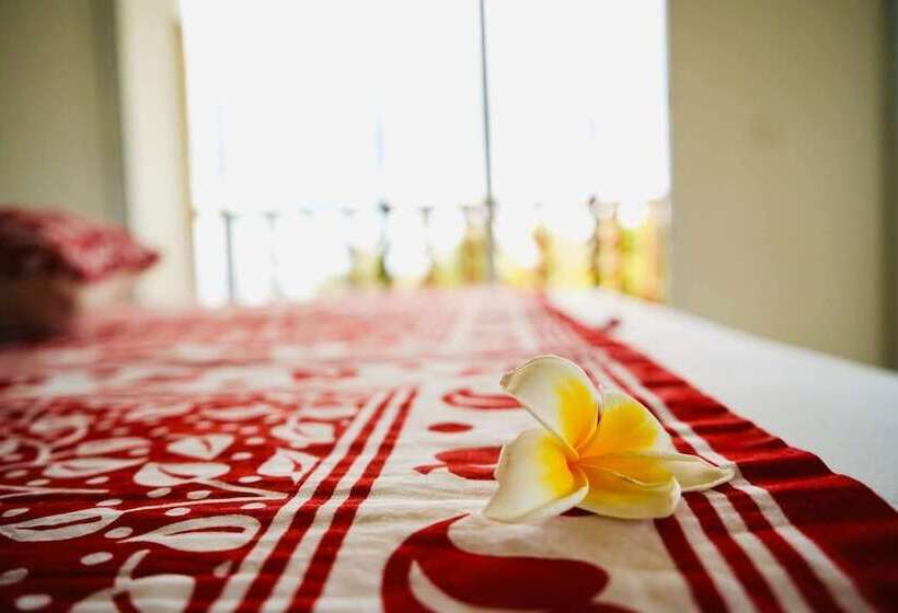 هتل Al Camar Lodge