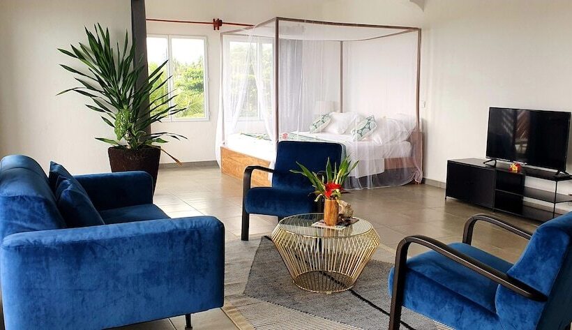 هتل Al Camar Lodge