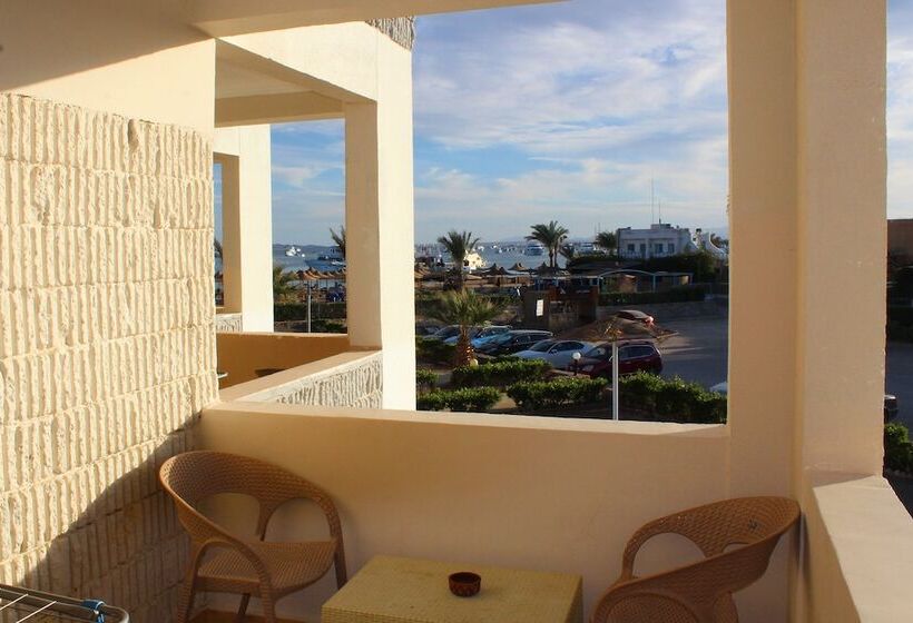 هتل Andalusia Blue Beach