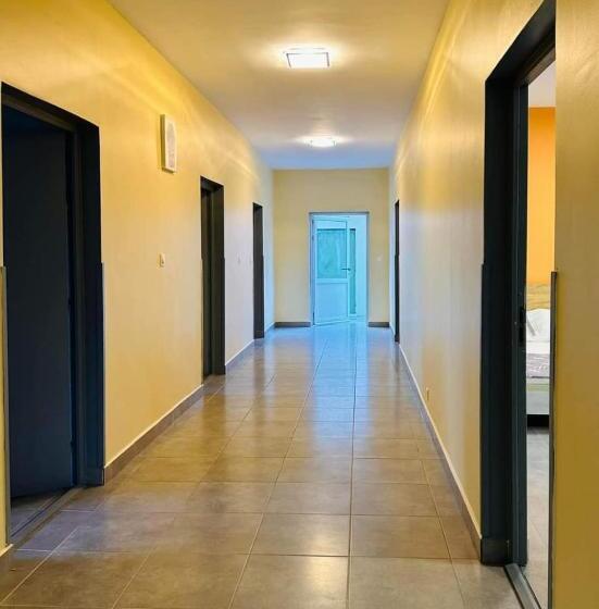 هتل Auberge Du Nord